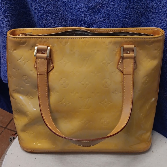 AUTHENTIC Louis Vuitton Monogram Vernis yellow zip top tote - Picture 2 of 16